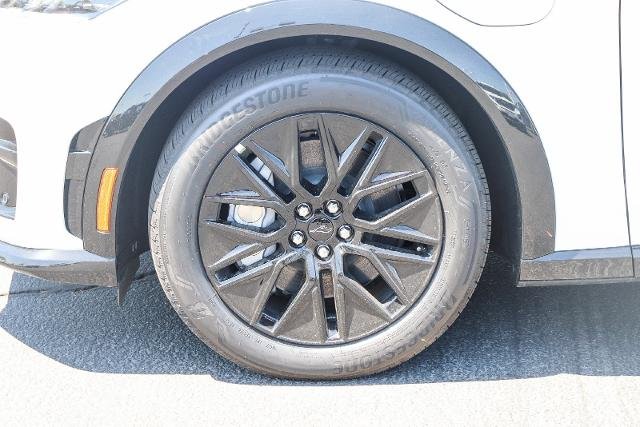 New 2026 Star White Metallic Tri-coat Ford Premium image 39