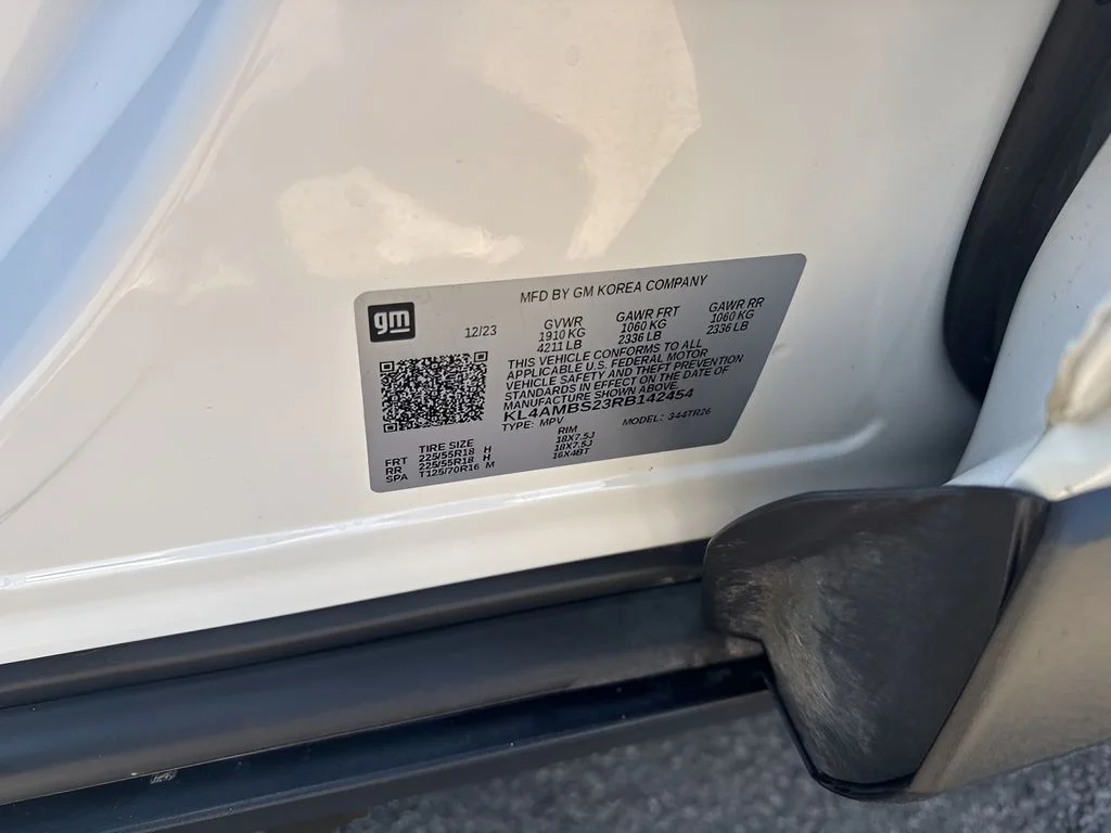 Used 2024 White Buick Preferred image 28