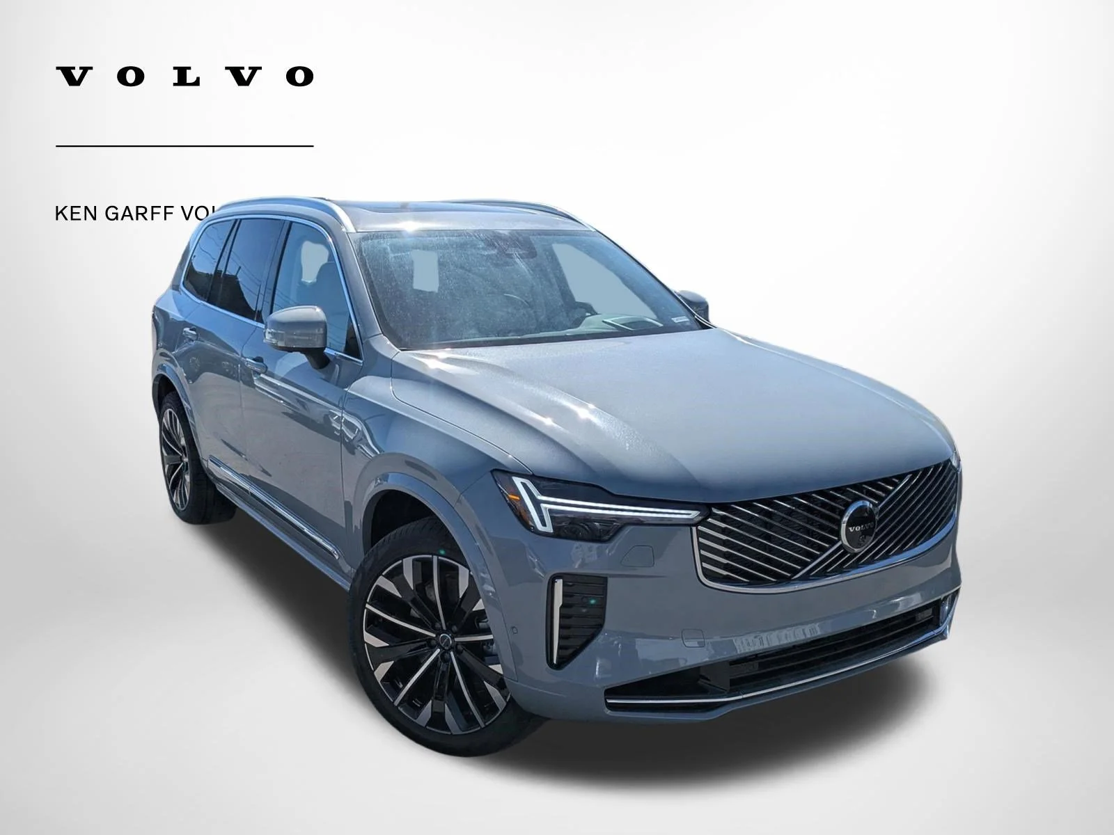 2026 Volvo XC90 T8 Recharge Ultra Bright 4WD's photo