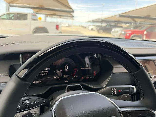 New 2026 White GMC Elevation image 27