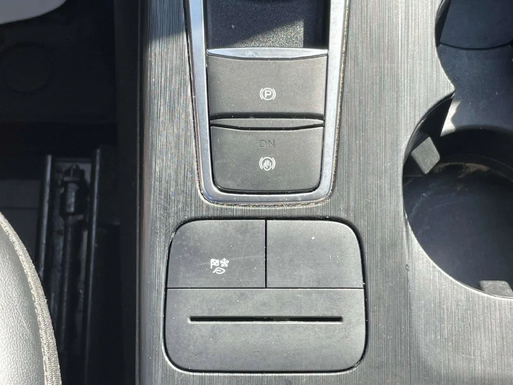 Used 2025 Gray Ford ST-Line image 22
