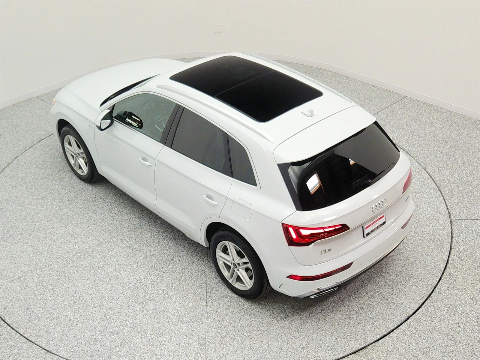 Used 2024 Glacier White Metallic Audi S line Premium 55 TFSI e quattro image 28