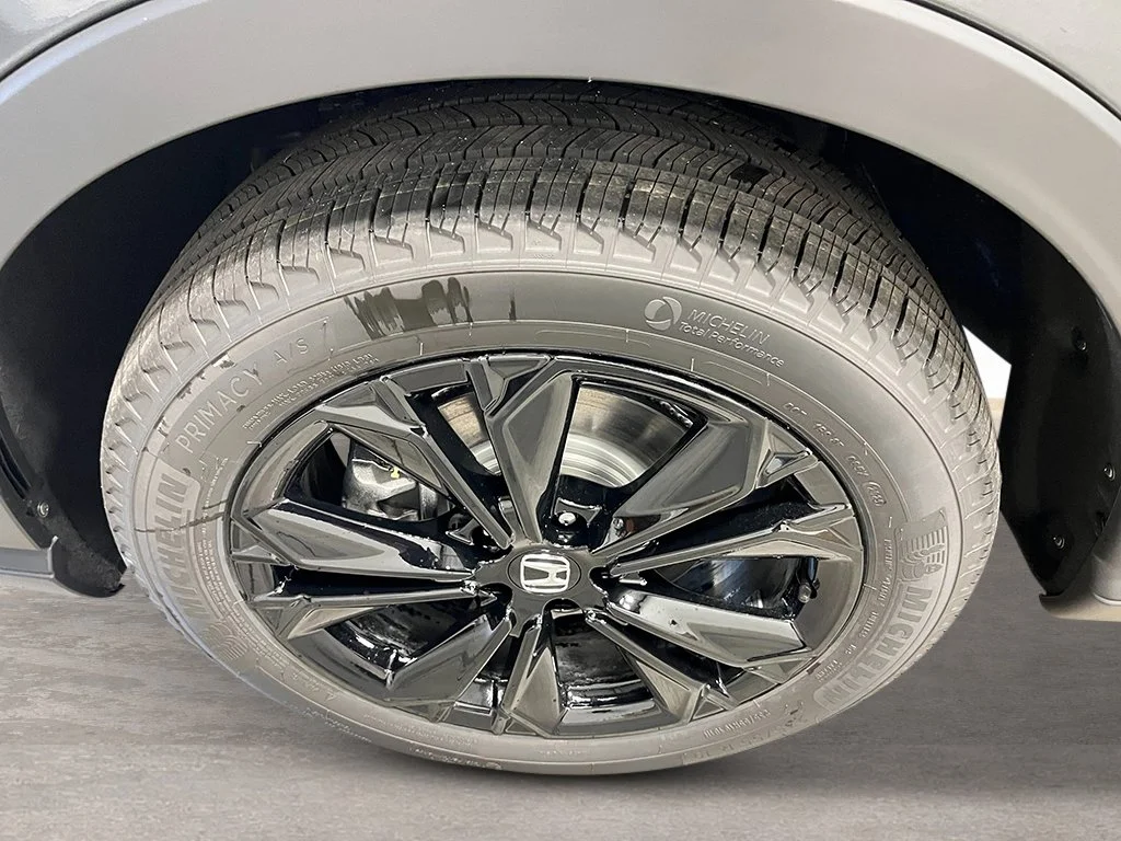New 2027 Meteorite Gray Metallic Honda Sport Touring image 11