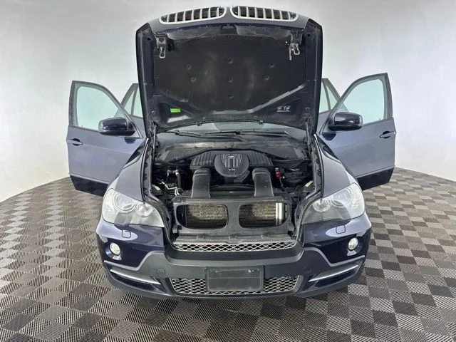 Used 2007  BMW 4.8i image 11