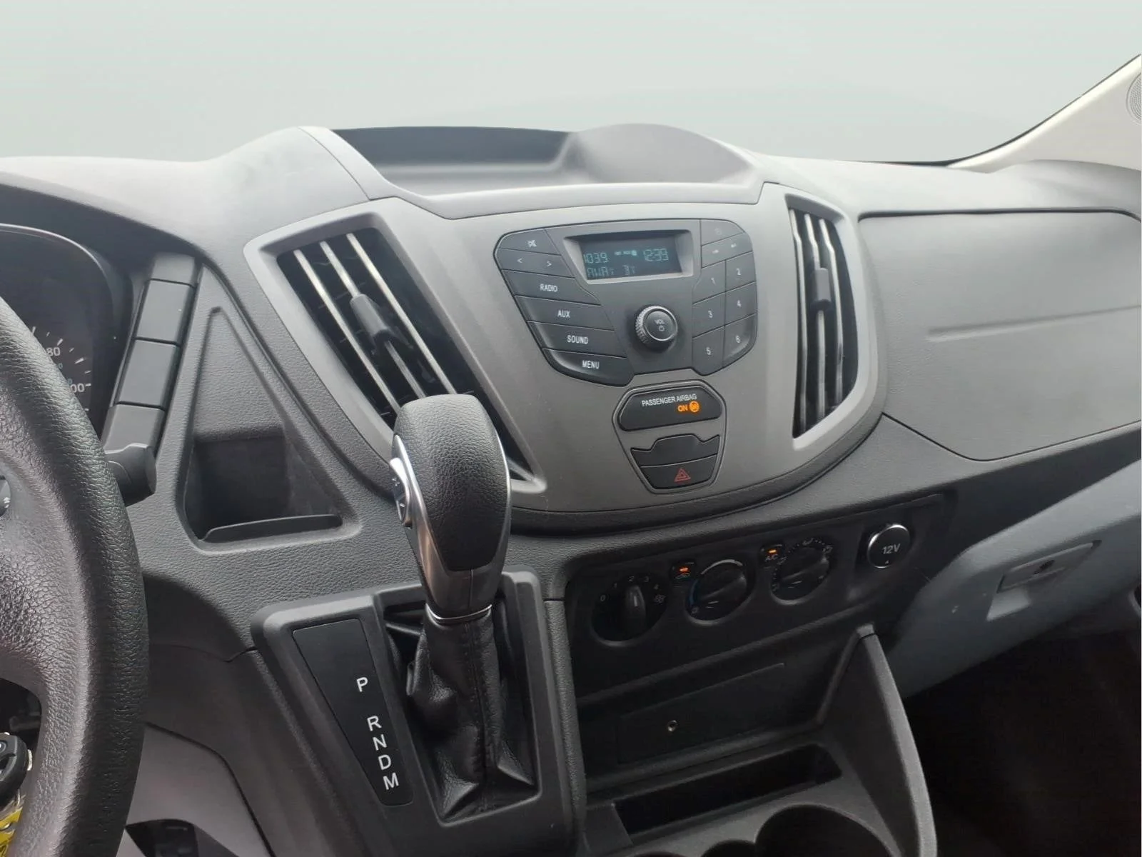 Used 2019 Oxford White Ford Base image 18