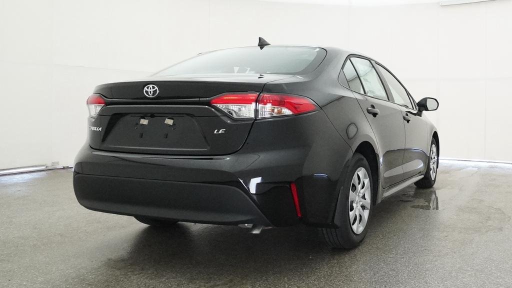 New 2026 Midnight Black Metallic Toyota LE image 14