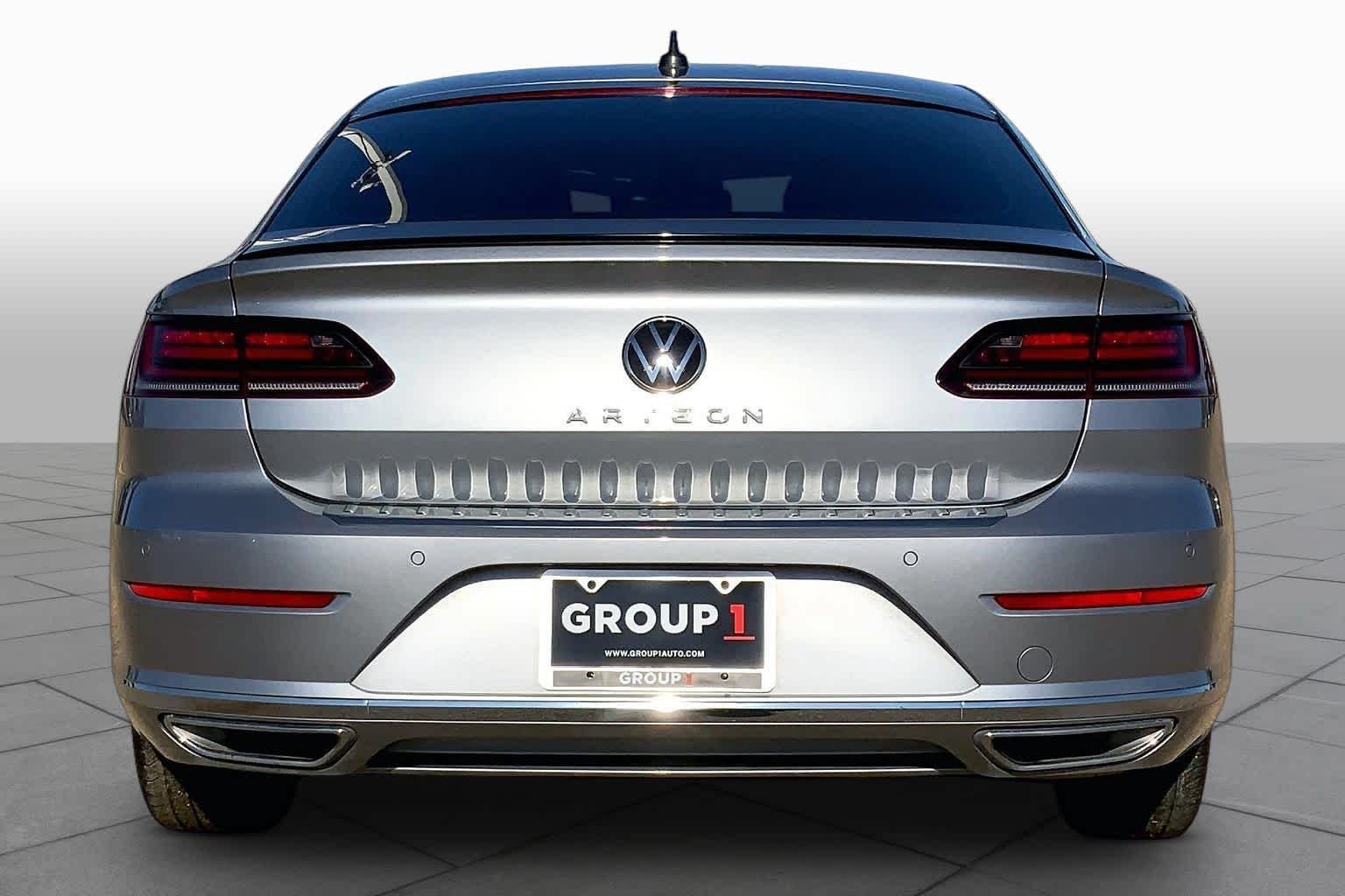 Used 2021 Pyrite Silver Metallic Volkswagen SEL R-Line image 5