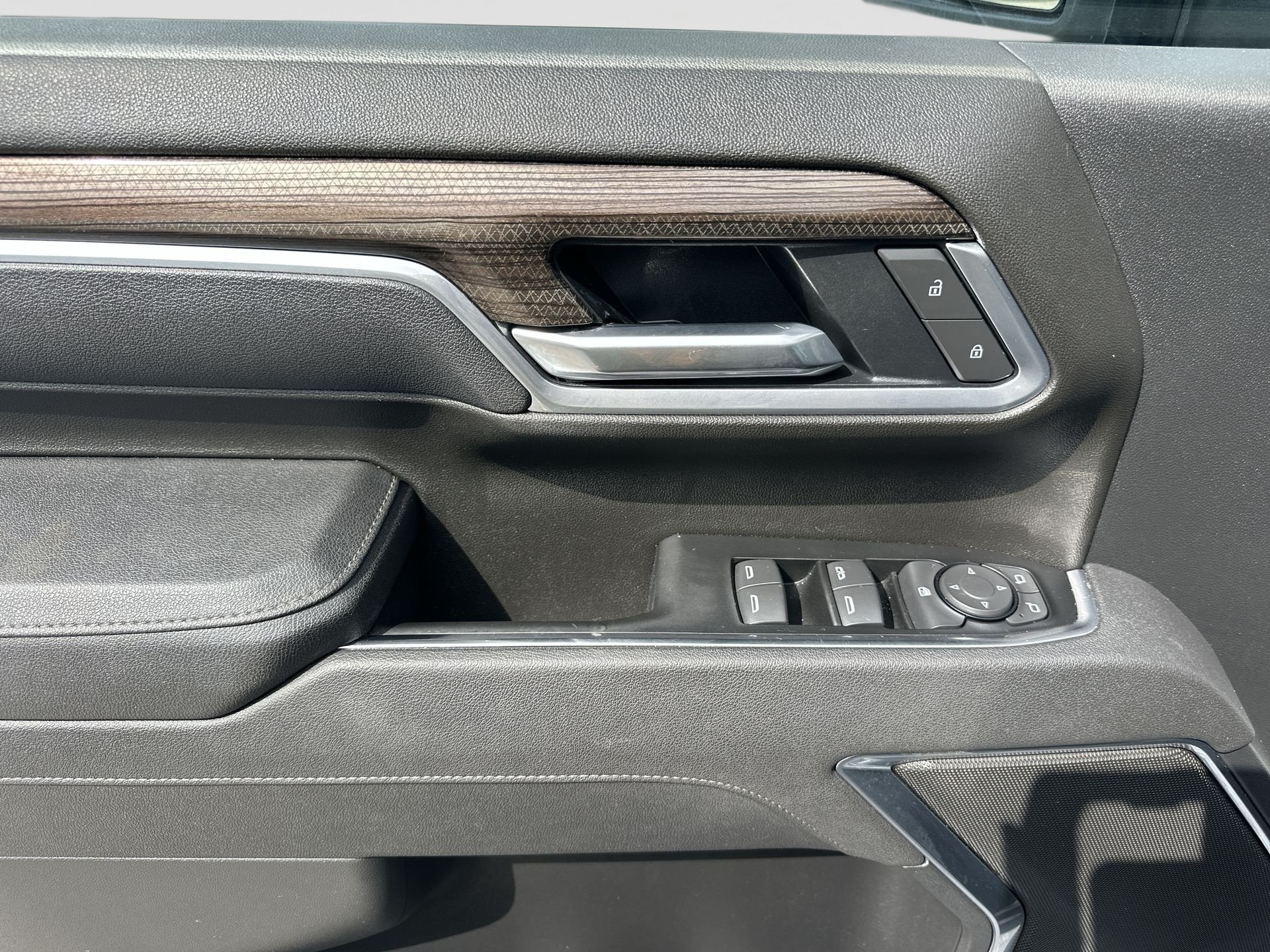 2025 Chevrolet Silverado 2500HD LT - Photo 23
