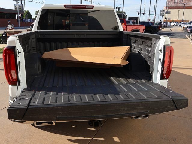 2026 GMC Sierra 1500 SLT - Photo 14