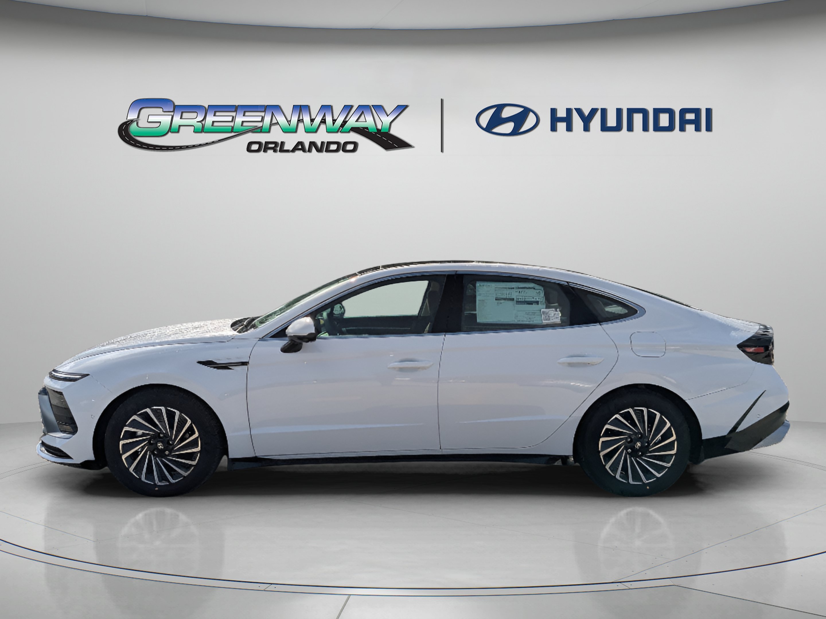 New 2026 Serenity White Hyundai Limited image 5