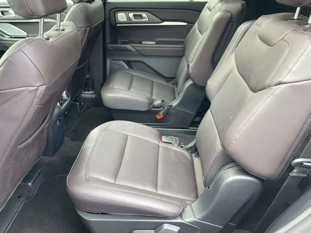 2026 Ford Explorer Platinum - Photo 34