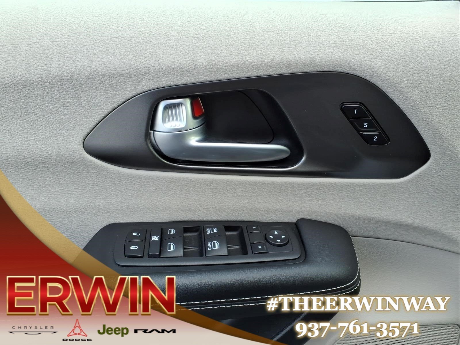 Certified Used 2024 Sil Chrysler Touring L image 11