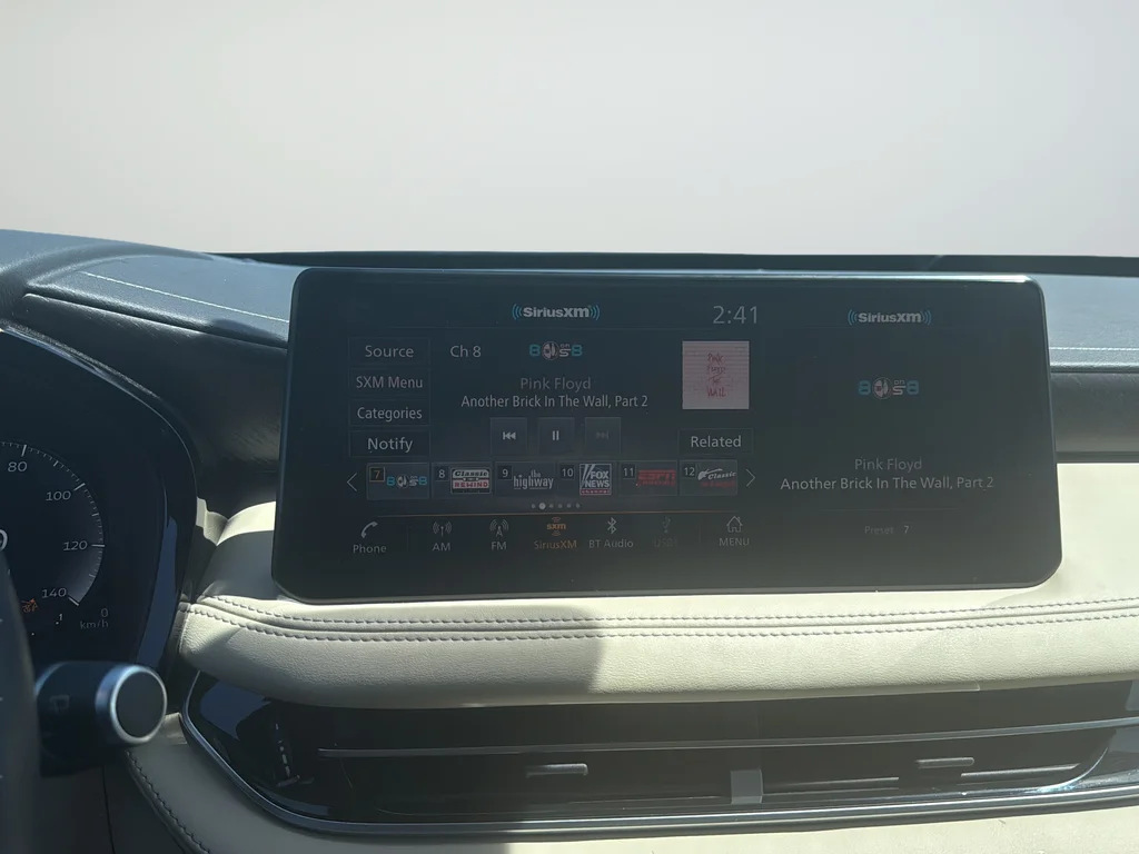 Used 2023 Black INFINITI Sensory image 23
