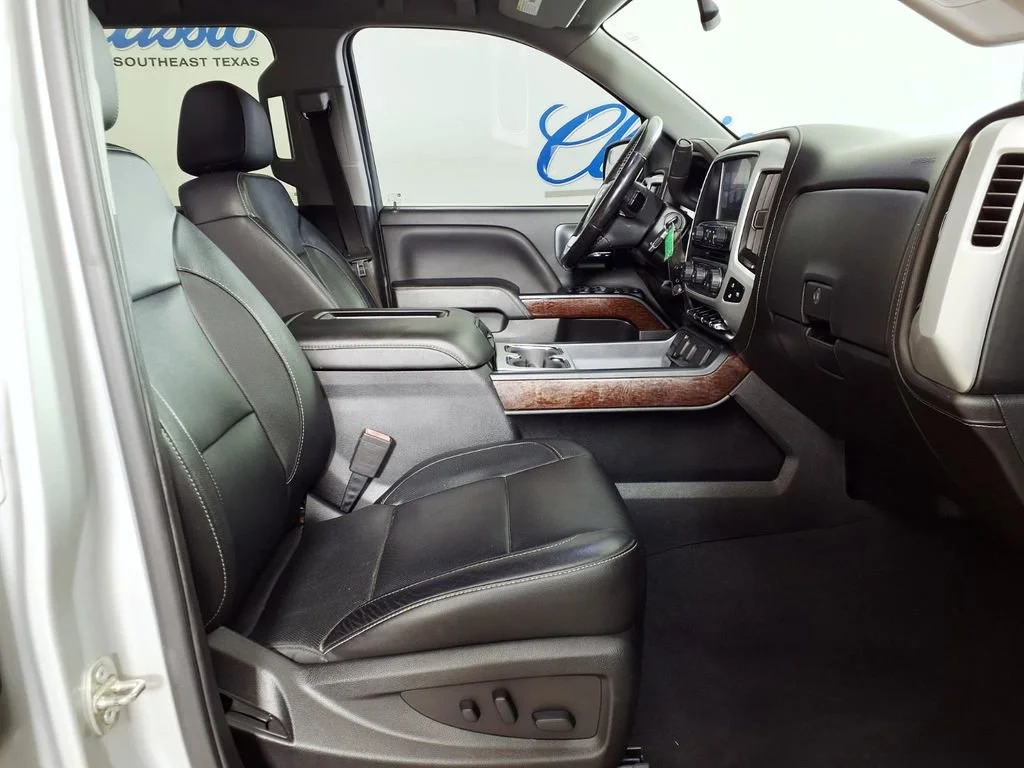 Used 2018 QUICKSILVER METALLIC GMC SLT image 12