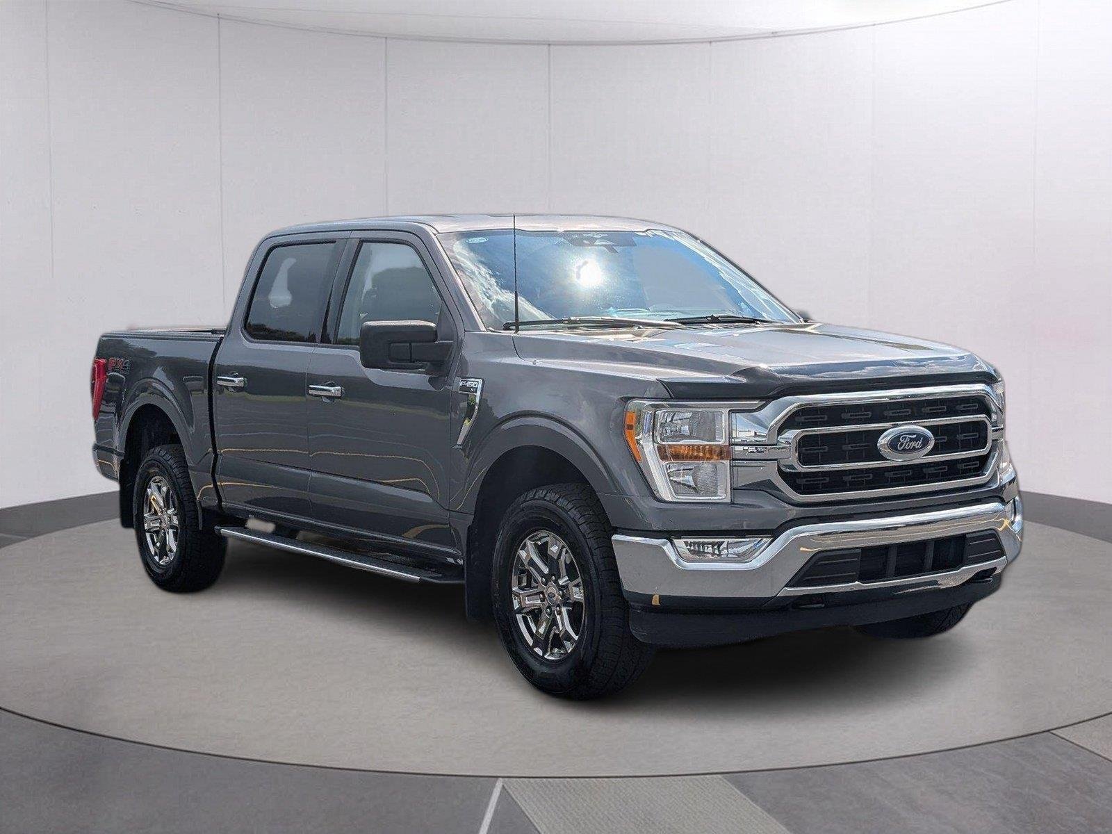 Used 2023 Carbonized Gray Ford XLT image 9