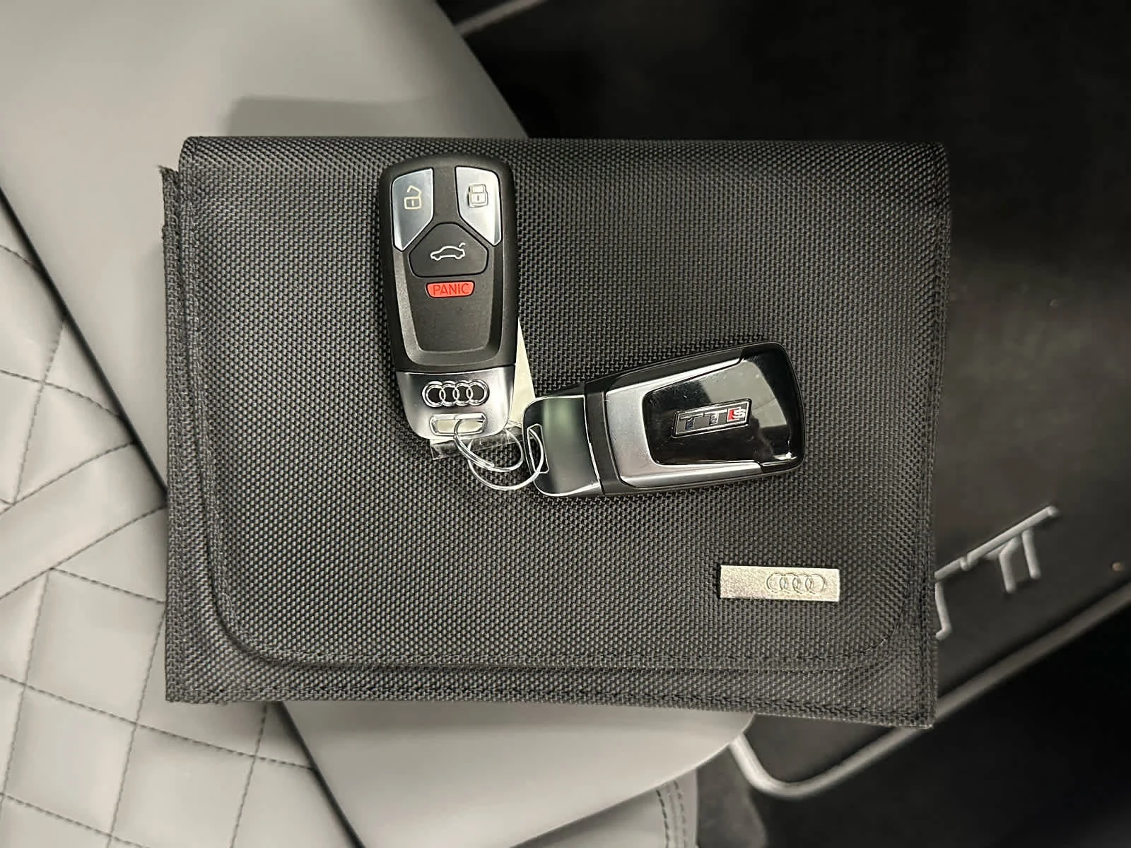 Used 2023 Turbo Blue Audi  image 33