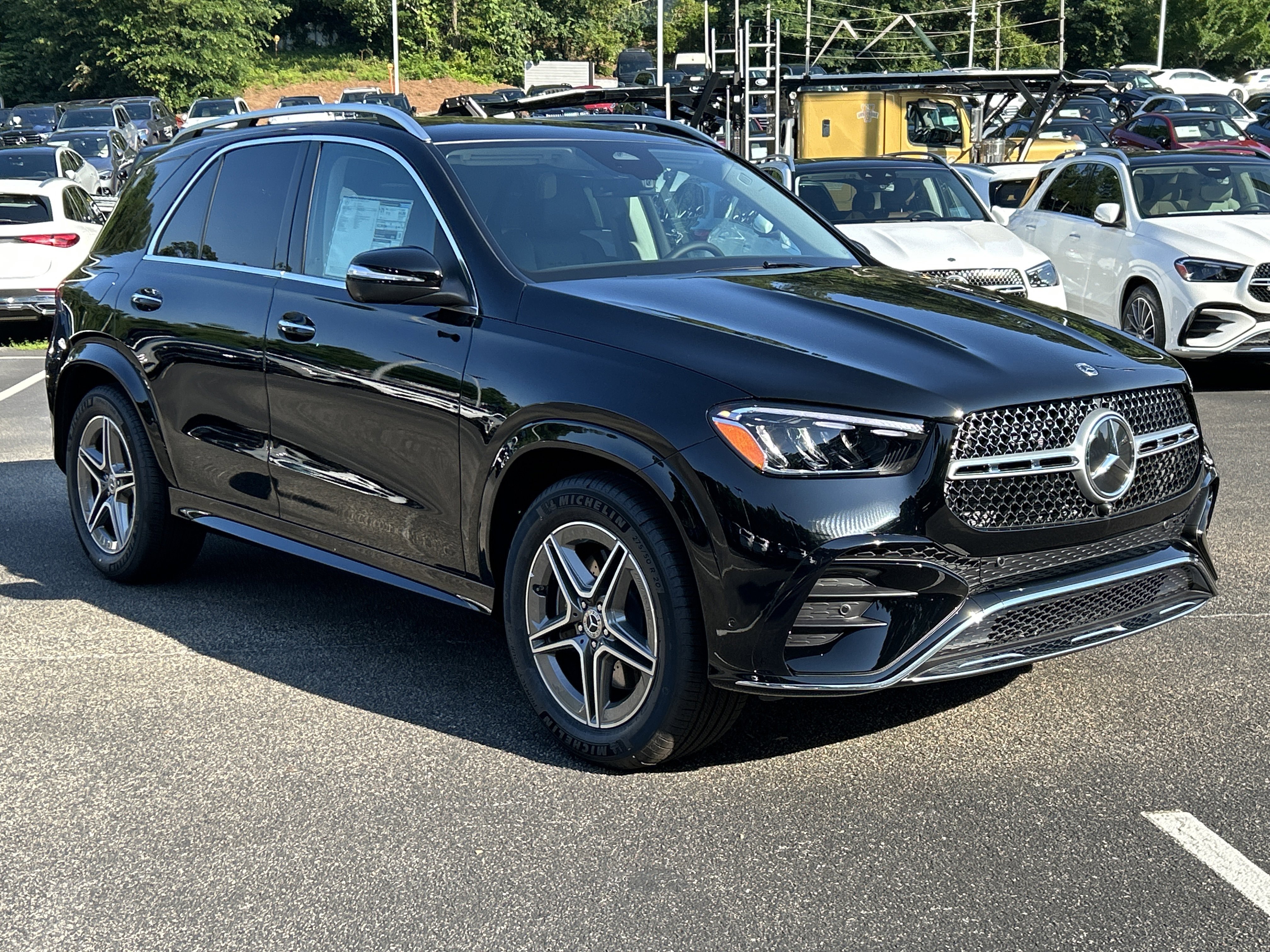 New 2026 Black Mercedes-Benz GLE 450 4MATIC® SUV image 4