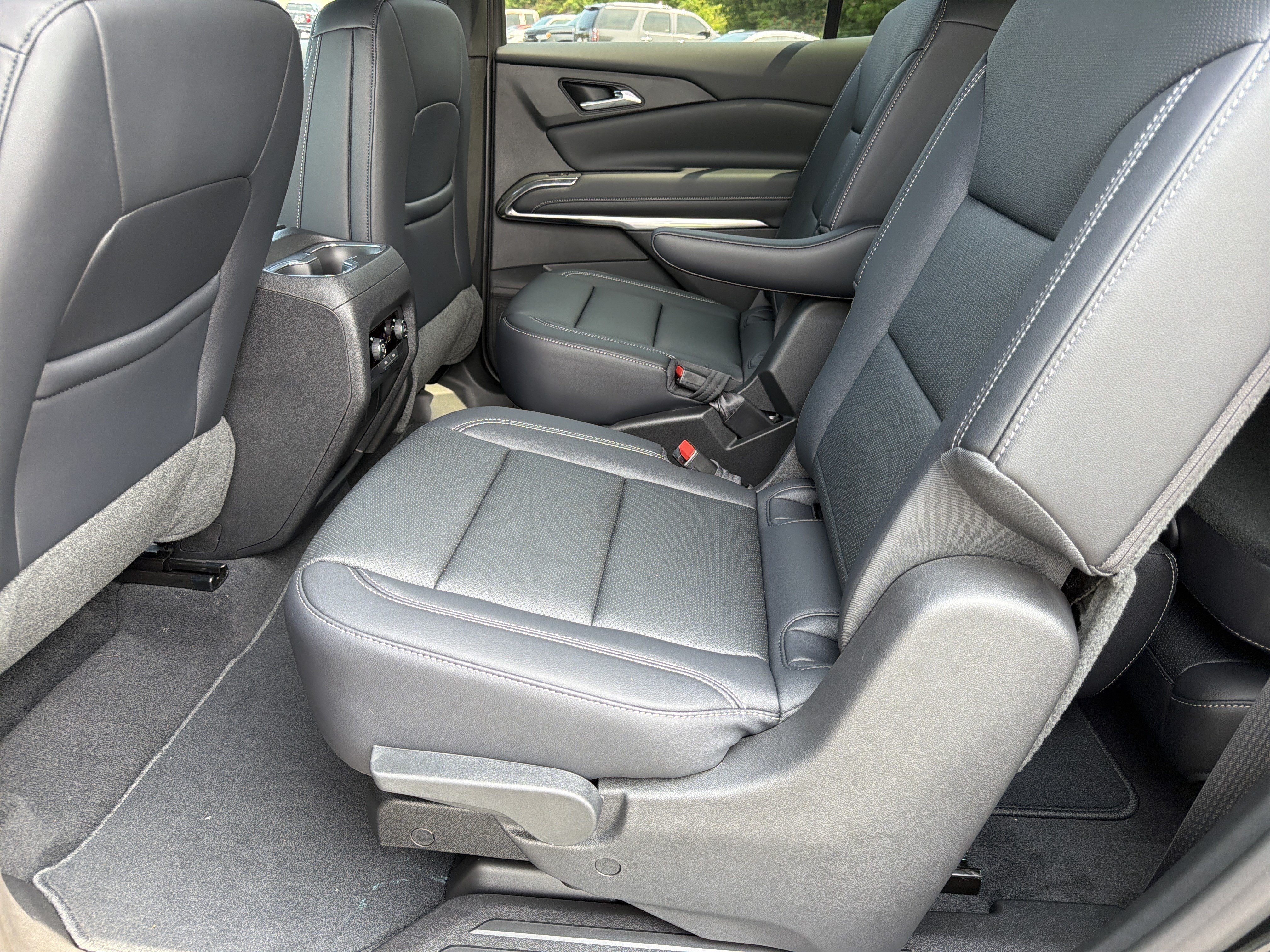 New 2026 Mosaic Black Metallic Chevrolet LT image 21