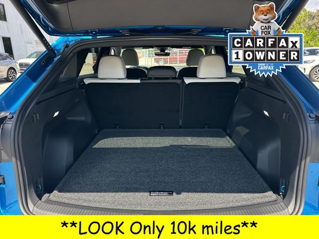 Used 2024 Blue Volkswagen 2.0T SEL Premium R-Line image 9