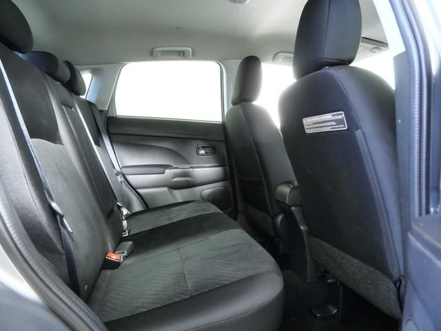 Used 2015 Gray Mitsubishi GT image 13