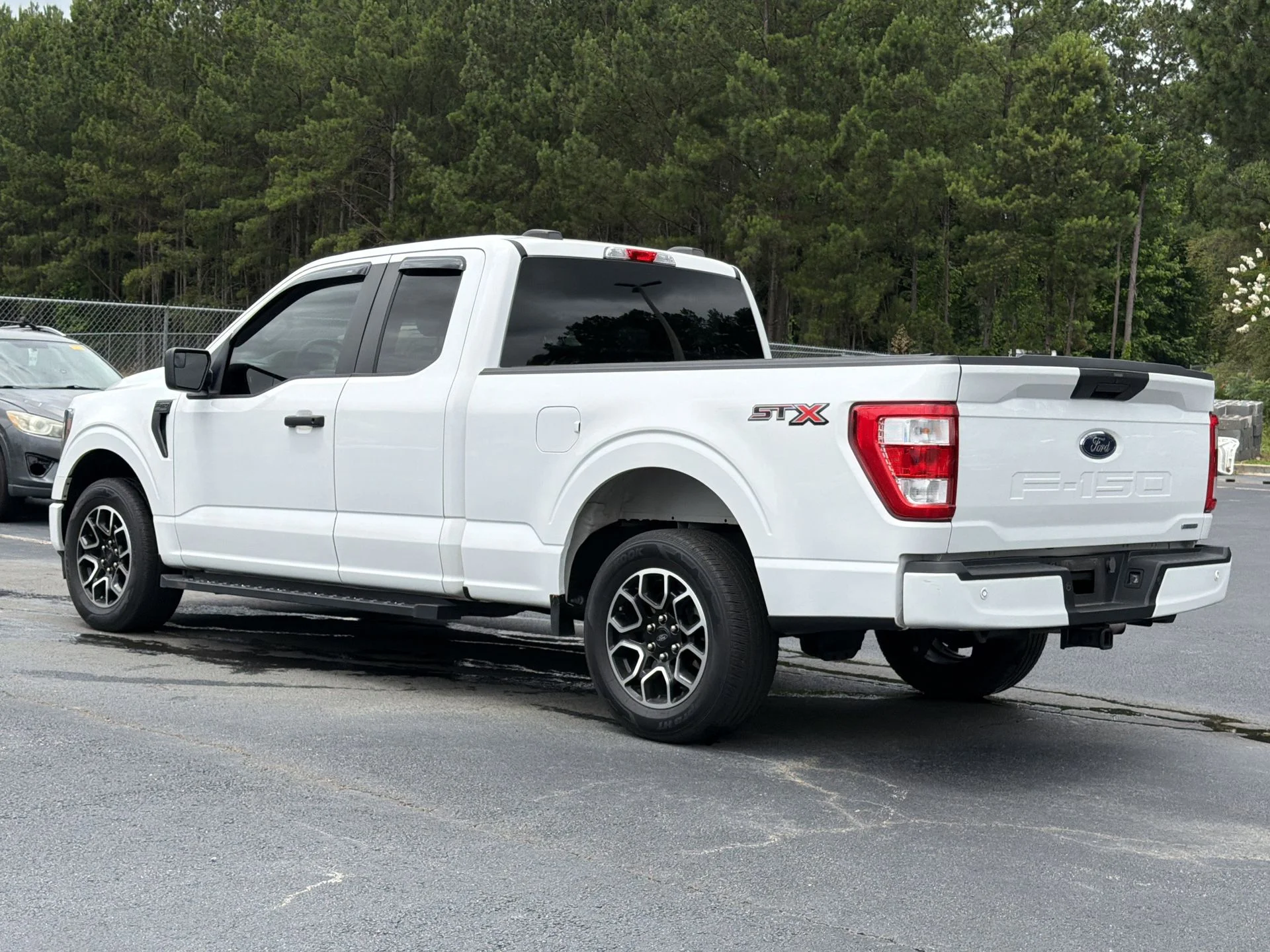 Certified Used 2023 Oxford White Ford XL image 20