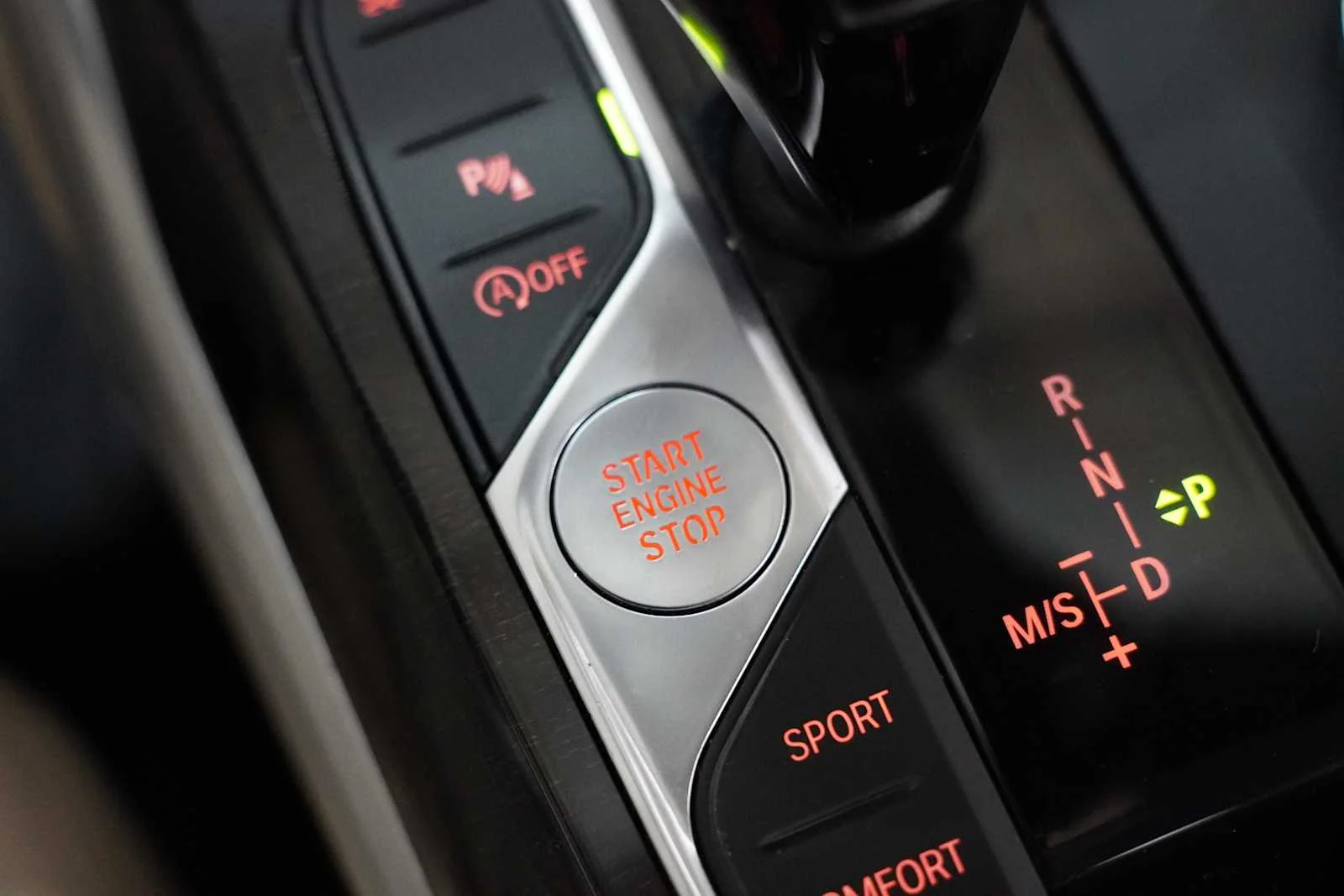 Used 2019 Mineral Grey Metallic BMW 330i image 19