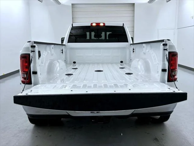 2026 RAM 3500 Tradesman - Photo 21
