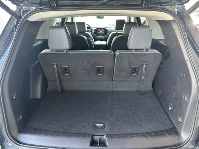 Used 2020 Gray Chevrolet 3LT image 27