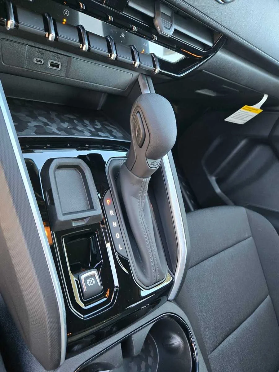 2026 Chevrolet Colorado Work Truck - Photo 13