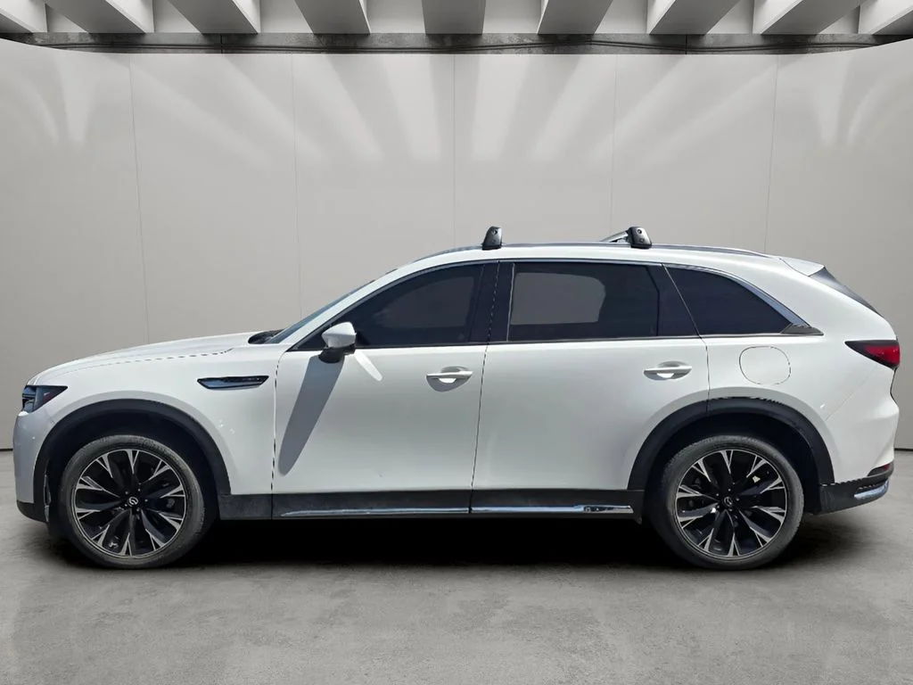 Used 2024 Rhodium White Premium Mazda Premium Plus image 3