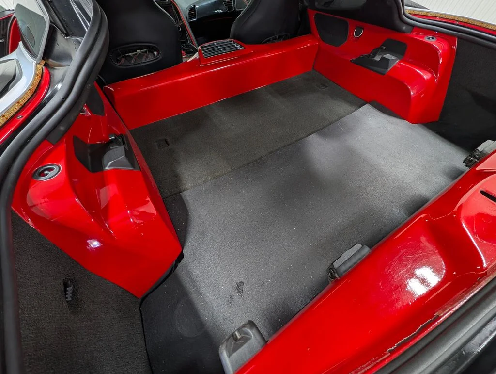 Used 2018 Arctic White Chevrolet Z06 image 16