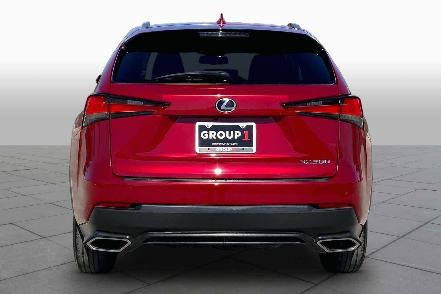Used 2021 Matador Red Mica Lexus  image 5