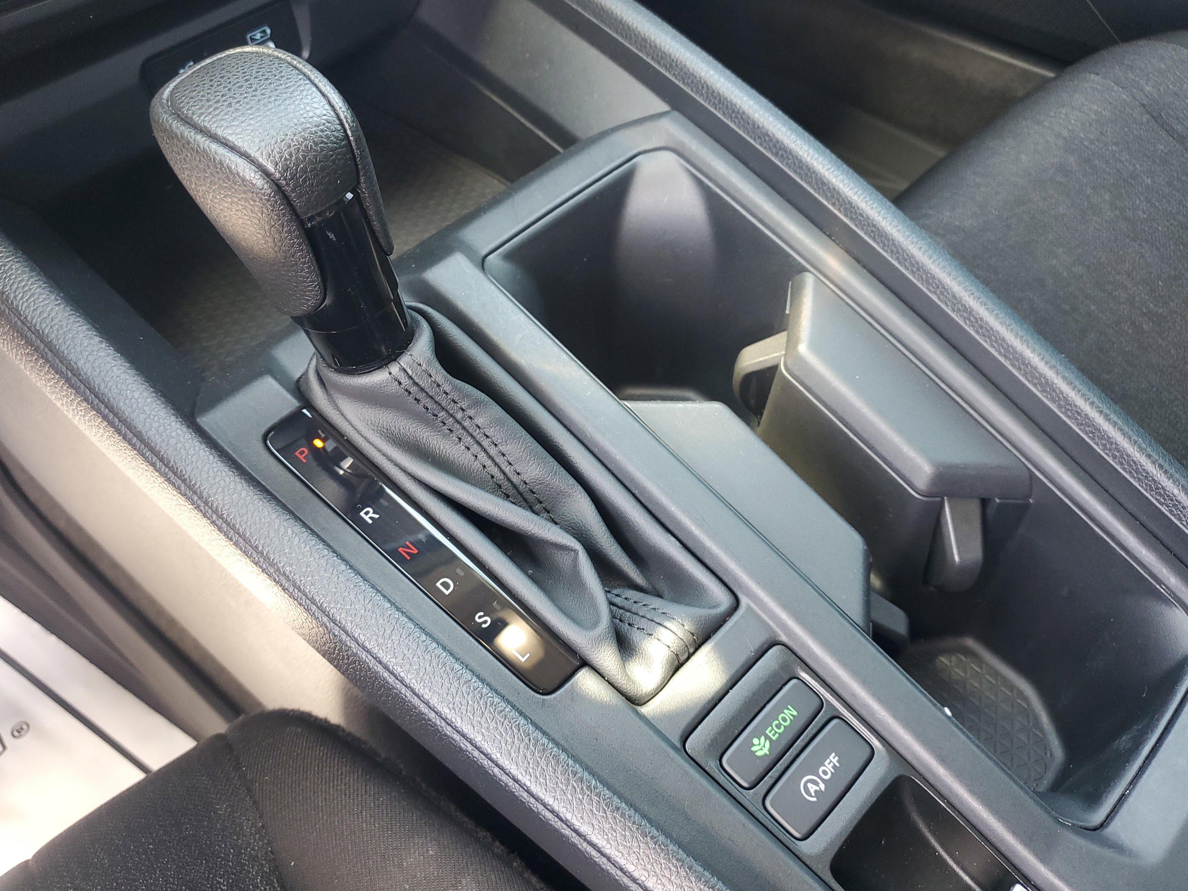 Used 2023 White Honda LX image 28