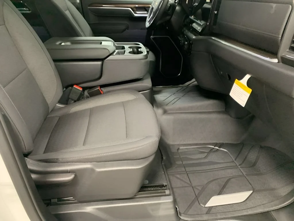 2026 Chevrolet Silverado 1500 LT - Photo 15