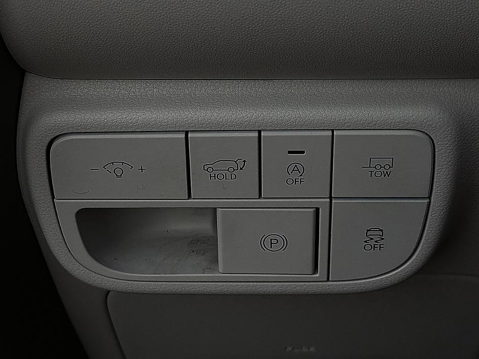 Certified Used 2026 Typhoon Silver Metallic Hyundai Limited image 20