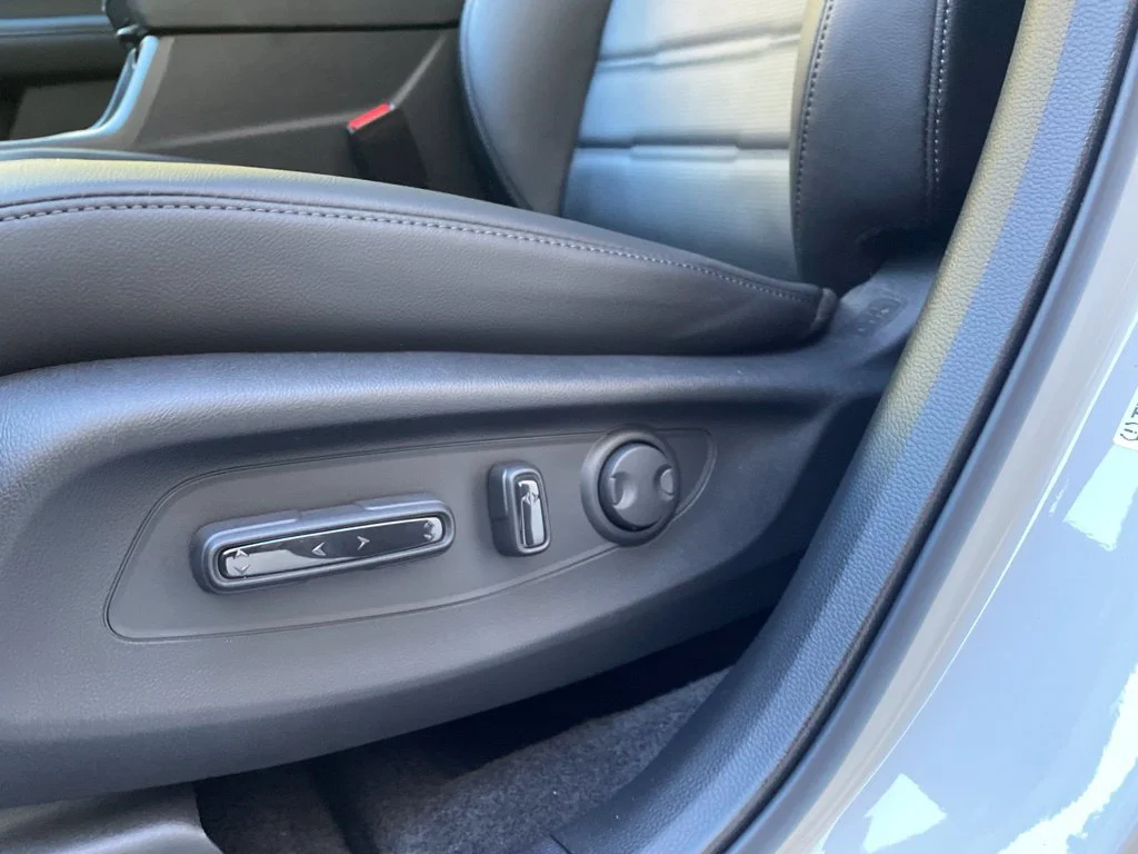 New 2027 Platinum White Pearl Honda EX-L AWD image 12
