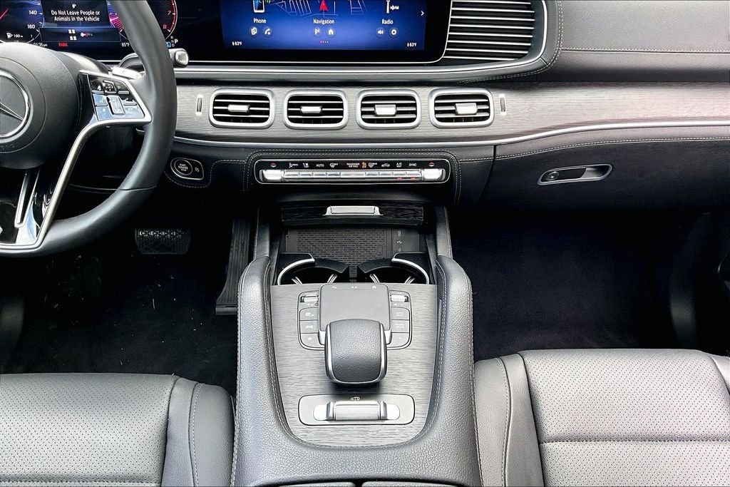 Certified Used 2024 Black Mercedes-Benz GLS 450 image 24