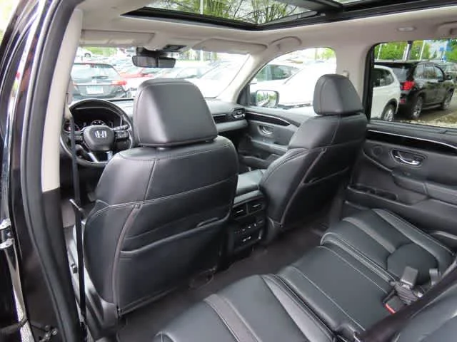 2023 Honda Pilot Touring - Photo 17