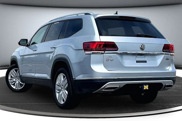 Used 2019 Reflex Silver Metallic Volkswagen SEL image 4