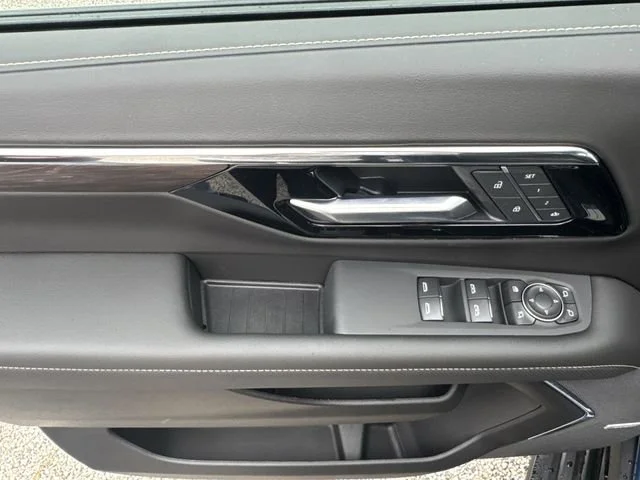 2026 Chevrolet Suburban Premier - Photo 25