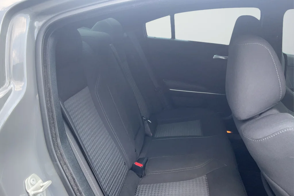 Used 2023 Gray Dodge SXT image 21