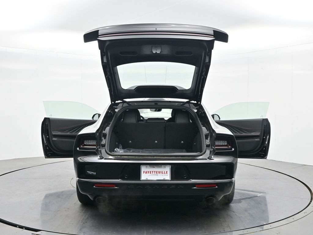 New 2026 Diamond Black Crystal Pearlcoat Dodge Scat Pack image 45
