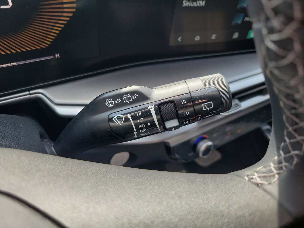 New 2026 Wolf Gray Kia S image 30