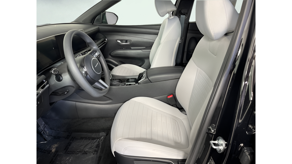 2025 Hyundai Santa Cruz SE - Photo 10