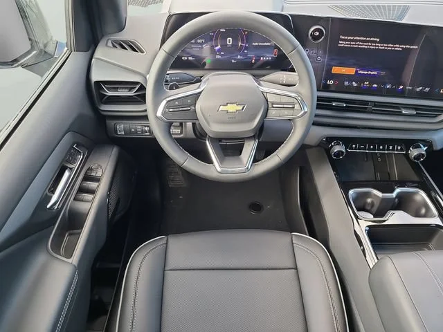 New 2026 Slate Gray Metallic Chevrolet LT - Extended Range image 15