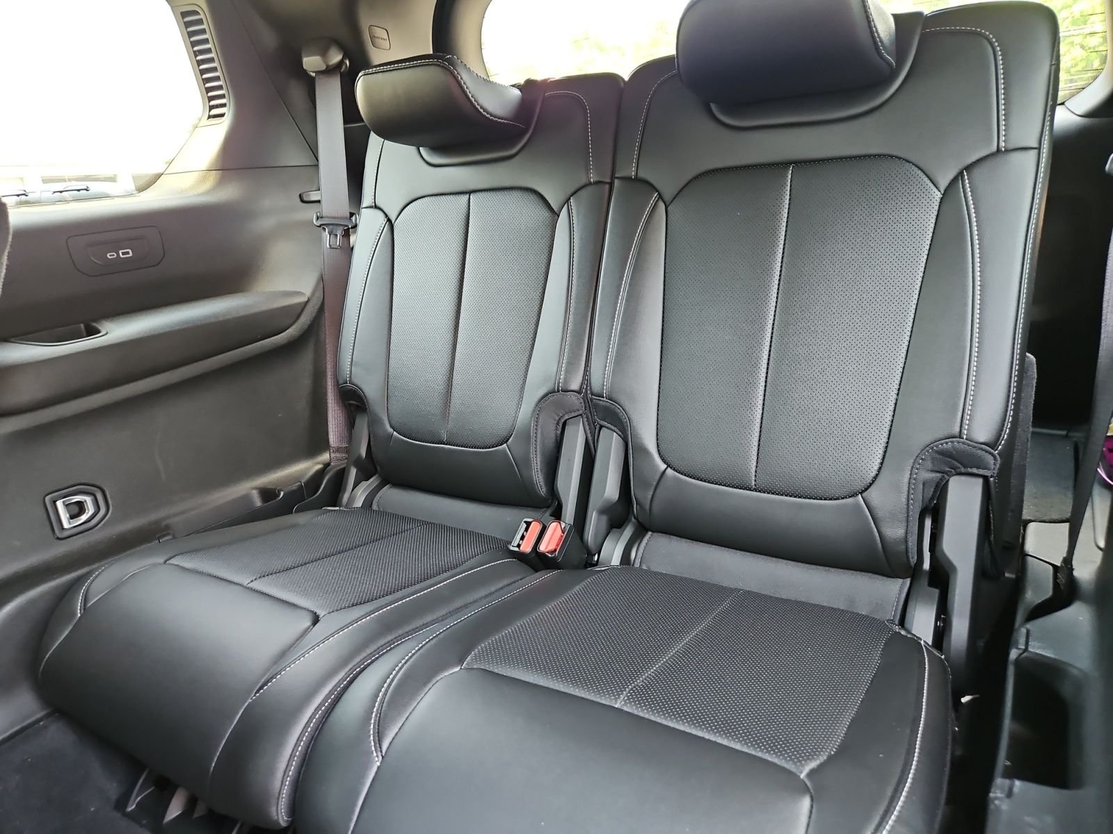 Used 2024 Gray Jeep Limited image 20