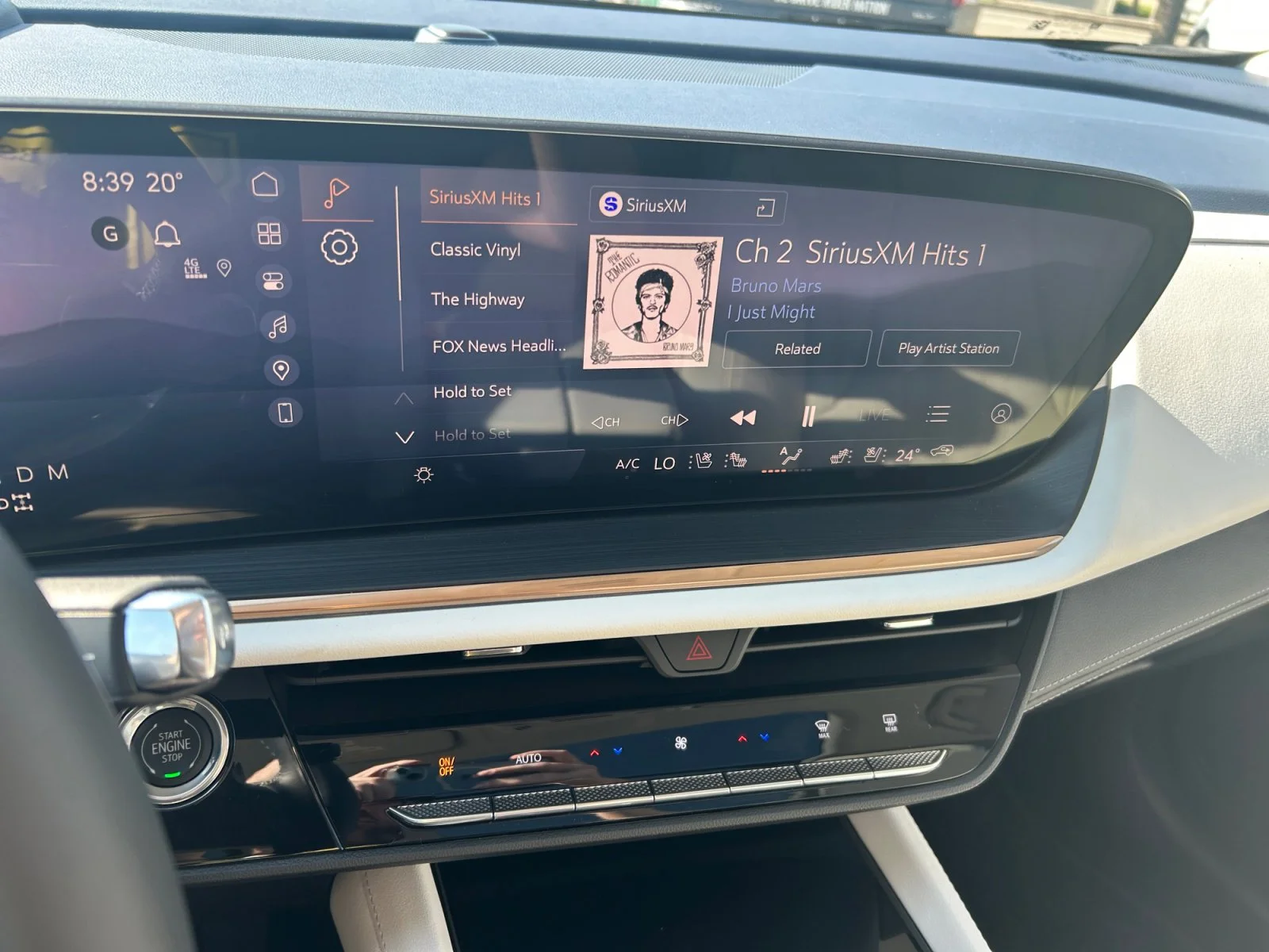 New 2026 Ebony Twilight Metallic Buick Avenir AWD image 24