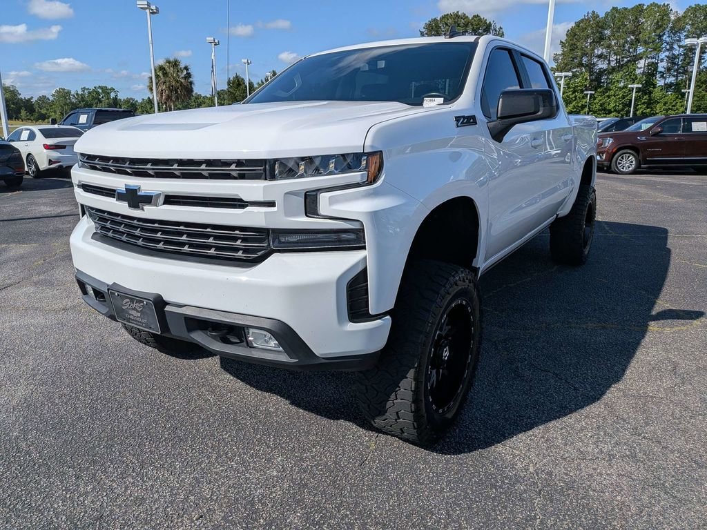 Used 2020 White Chevrolet RST image 10