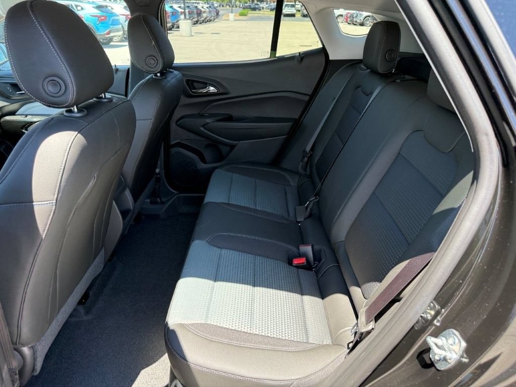 2026 Chevrolet Trax LT - Photo 15