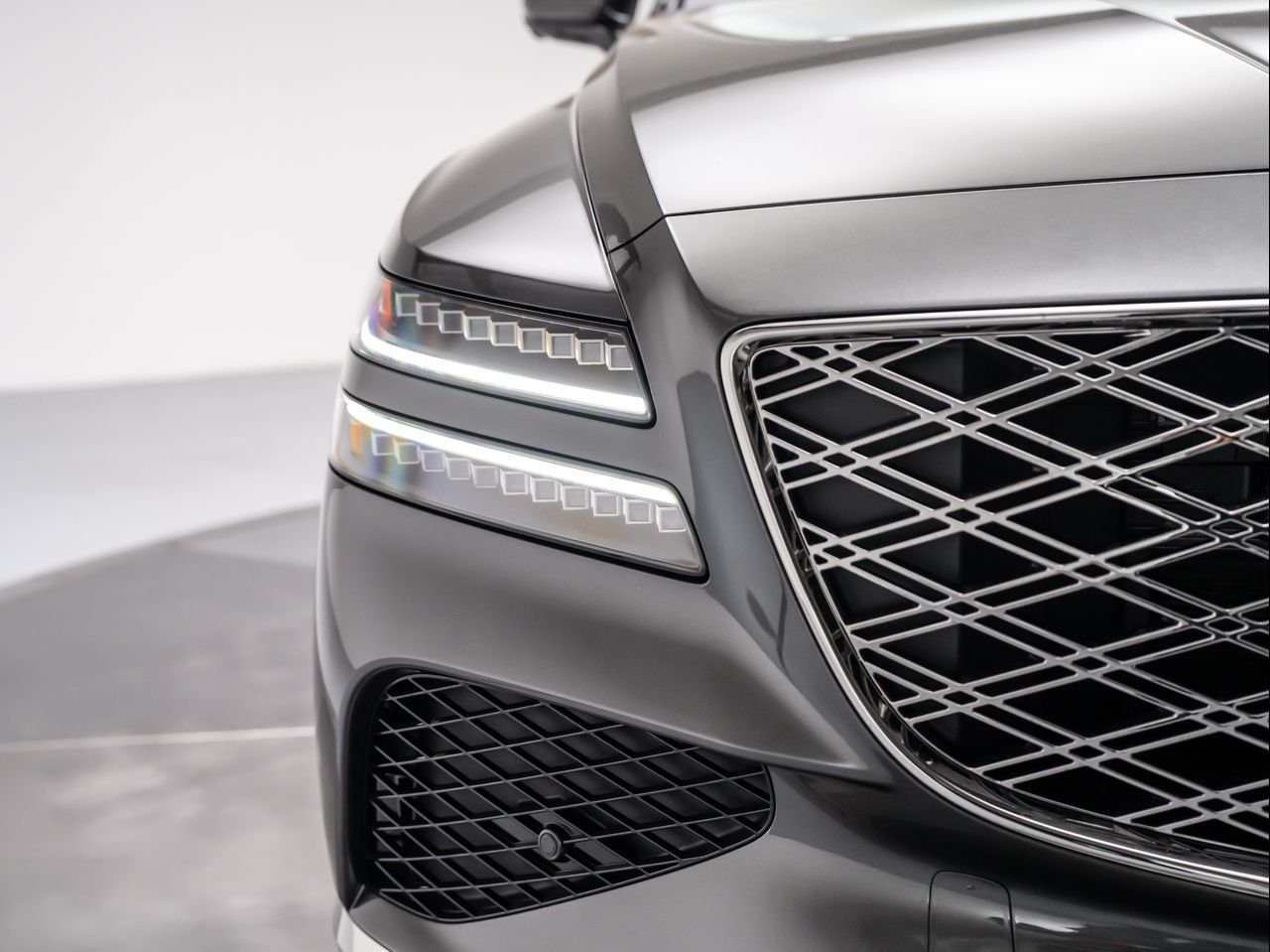 New 2026 Makalu Gray Genesis 3.5T PRESTIGE image 9